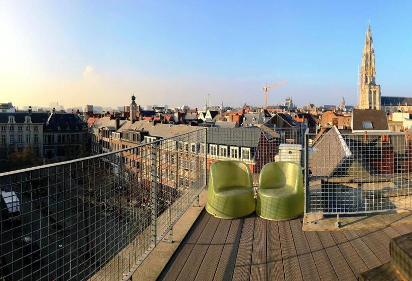 اتاق اجرایی, Banks Antwerp