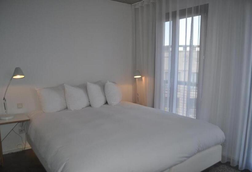 اتاق اجرایی, Banks Antwerp