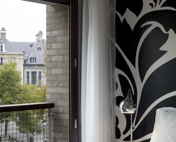 اتاق سوپریور, Banks Antwerp