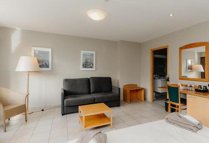 家庭间, Domein Westhoek