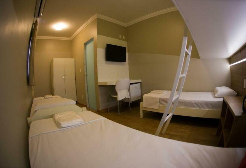 חדר סופריור לארבעה, Esplanada