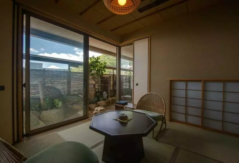 Superior-huone, Oyado Tamaki
