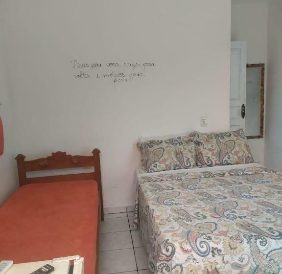 غرفة قياسية ثلاثية, Pousada Canoeiros