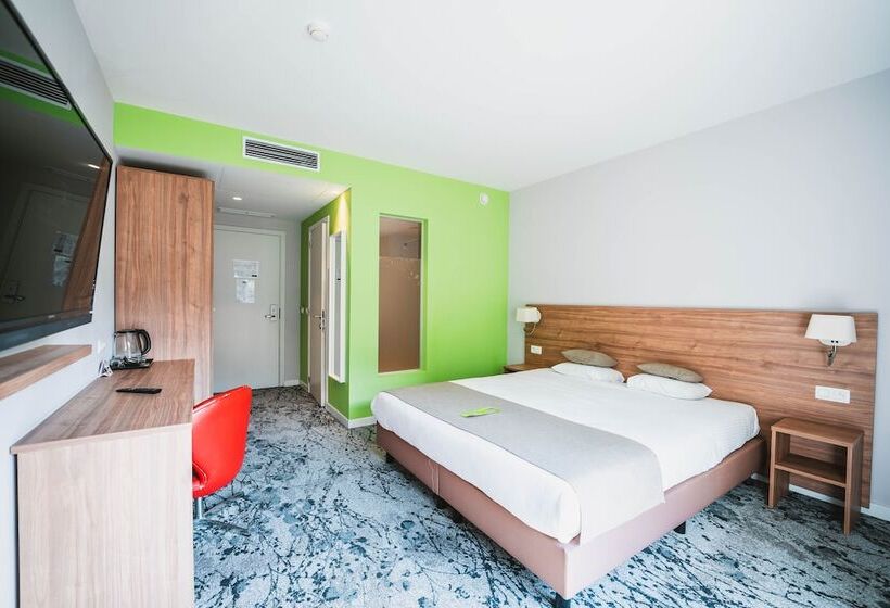 Номер Комфорт, Utopia Hotel   Art & Nature