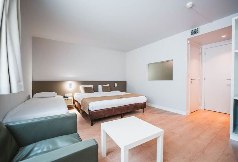 스탠다드 트리플 룸, Utopia Hotel   Art & Nature