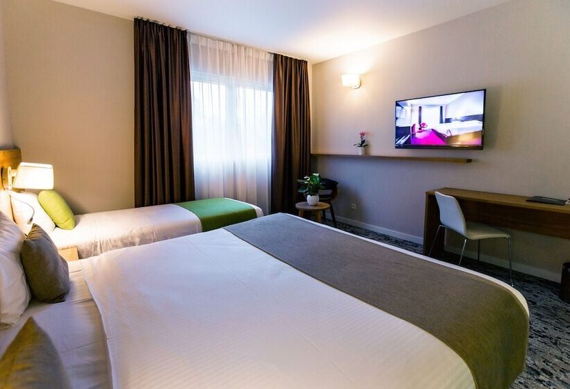 Номер Стандарт Трехместный, Utopia Hotel   Art & Nature