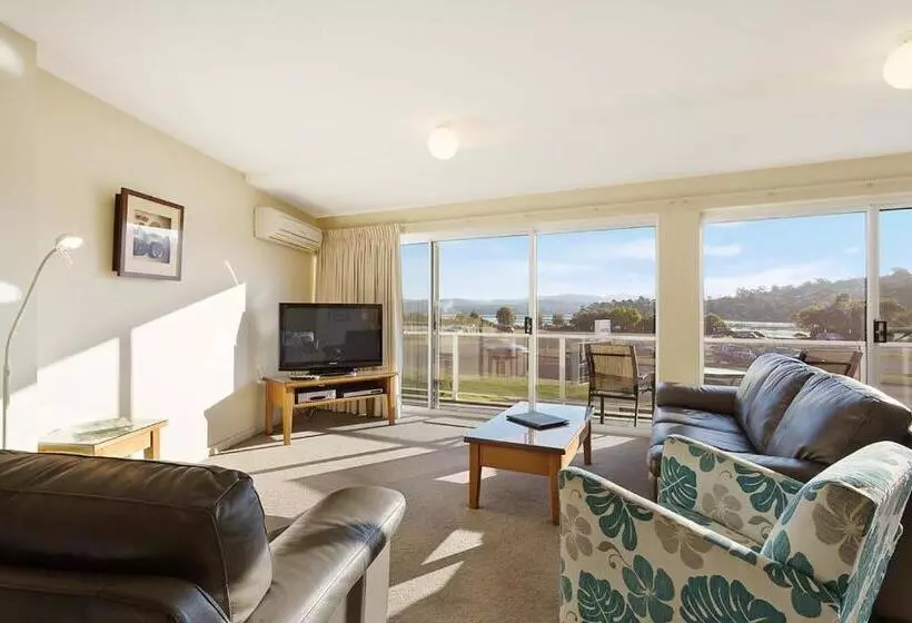 ３ベッドルームのデラックスアパートメント, Waterview Luxury Apartments