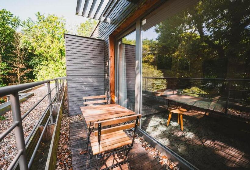 جناح جونيور مزوَّد بجاكوزي, Utopia Hotel   Art & Nature