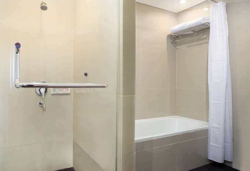 Family Suite, Best Western Premier La Grande Bandung