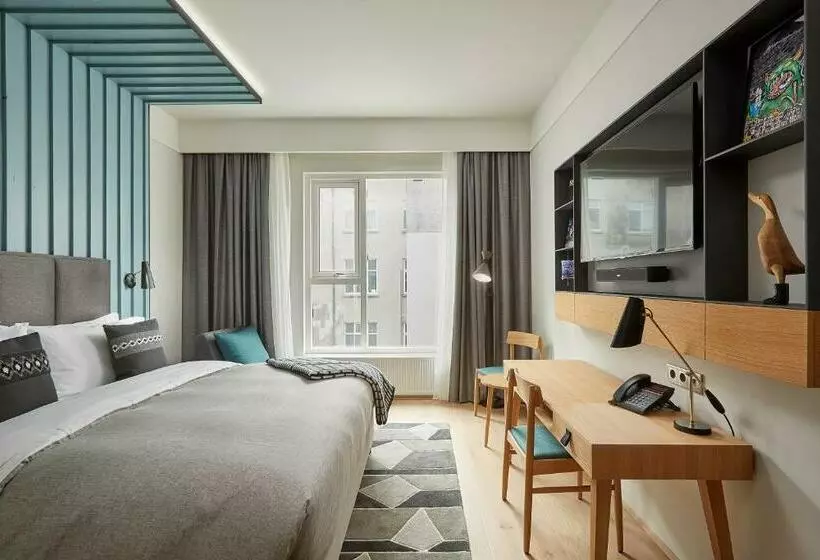 Standard Room King Size Bed