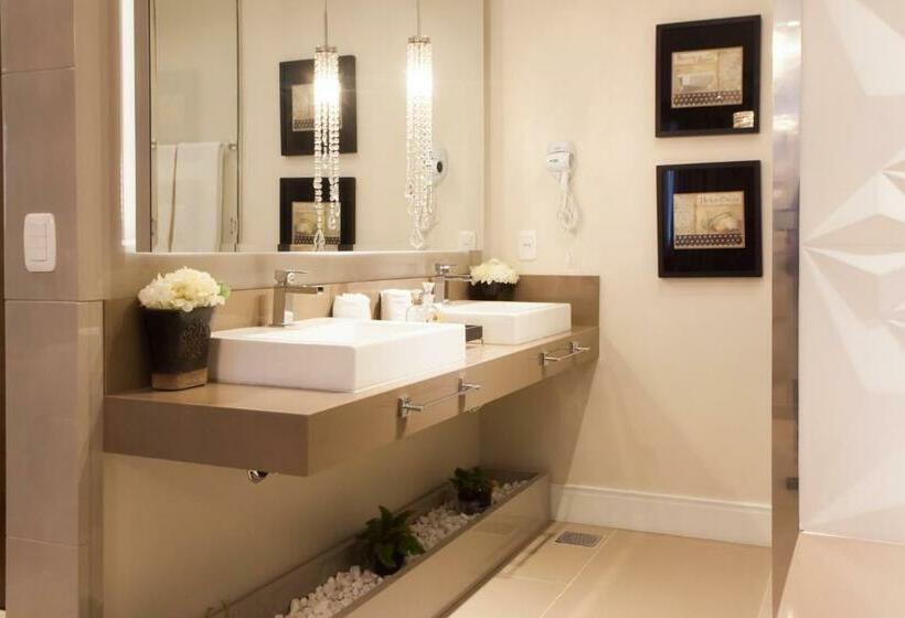 Люкс Премиум, Cercano