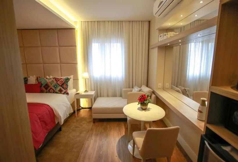 Люкс Superior, Cercano