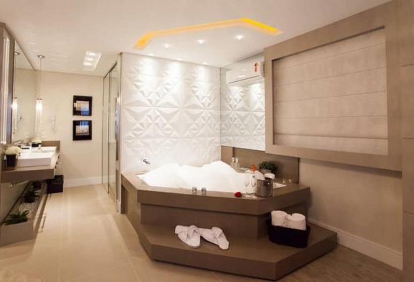 Люкс Премиум, Cercano