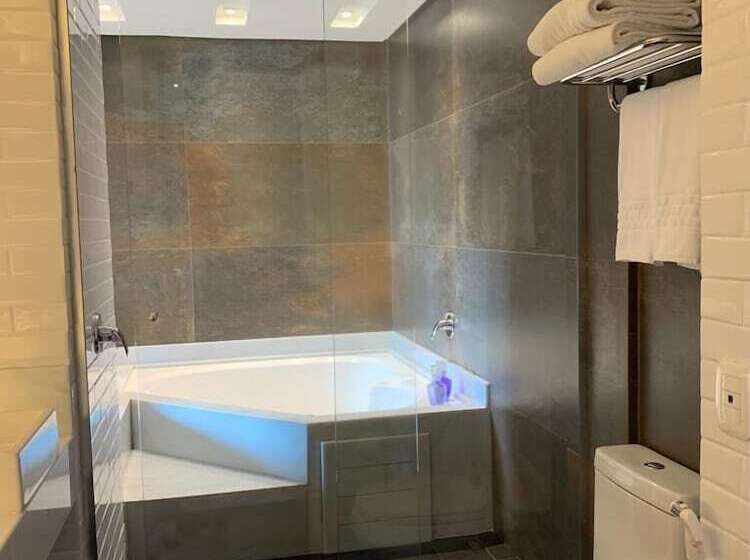 Люкс Премиум, Cercano