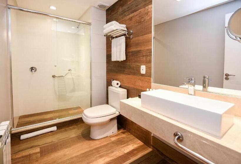 Люкс Superior, Cercano