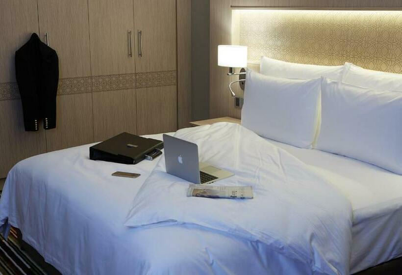 اتاق استاندارد, Dusit D2 Kenz Hotel Dubai