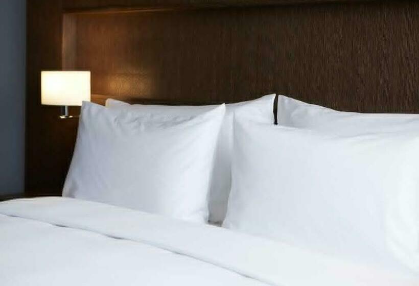 اتاق استاندارد, Dusit D2 Kenz Hotel Dubai