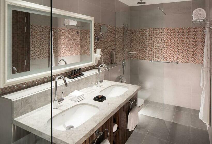 سوییت, Dusit D2 Kenz Hotel Dubai