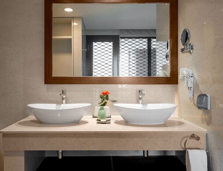 سوییت, Grand Tourane Hotel Da Nang