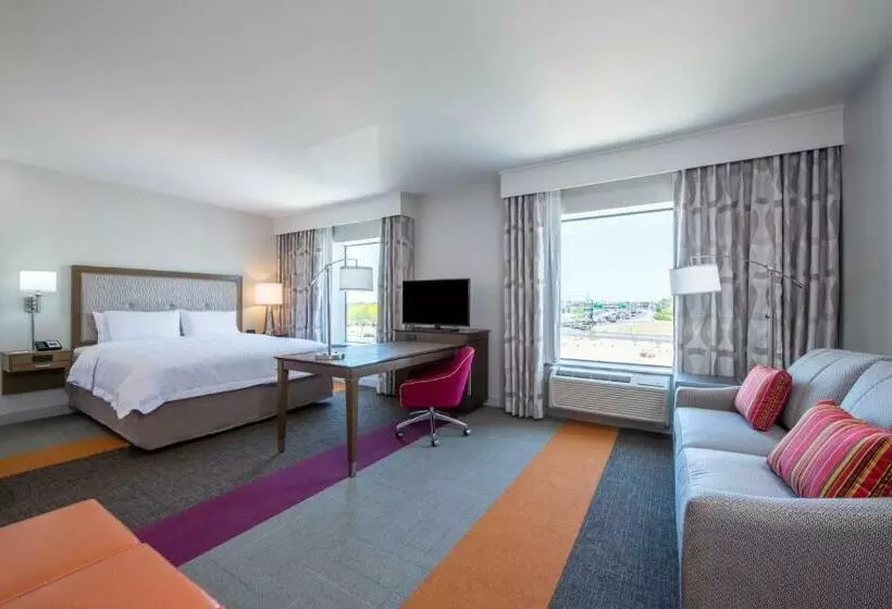 キングサイズベッドのデラックススイート, Hampton Inn & Suites Phoenix East Mesa