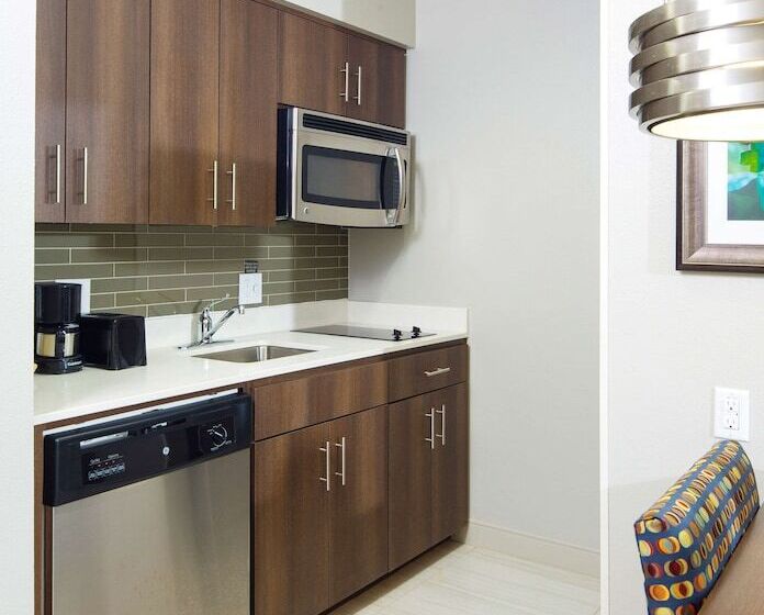 Люкс Кровать Кинг, Homewood Suites By Hilton Houston / Katy Mills Mall
