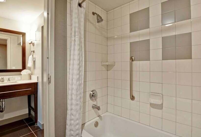 Süit, Homewood Suites By Hilton Techridge Parmer @ I 35