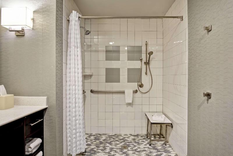 Studio Standard Lit King Size, Homewood Suites By Hilton Techridge Parmer @ I 35