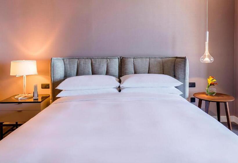 استودیو استاندارد با تخت کینگ, Hyatt Centric Montevideo