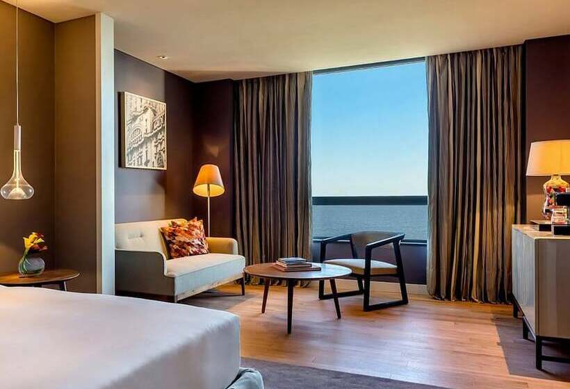 اتاق استاندارد با چشم‌انداز رودخانه, Hyatt Centric Montevideo