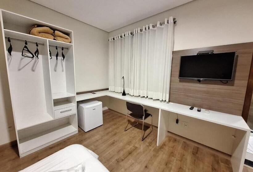 Superior Kamer, Itapema