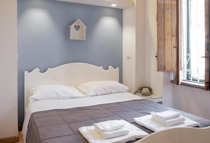 Superior Studio, Casa Del Cuore