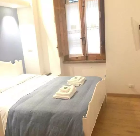 استودیوی سوپریور, Casa Del Cuore