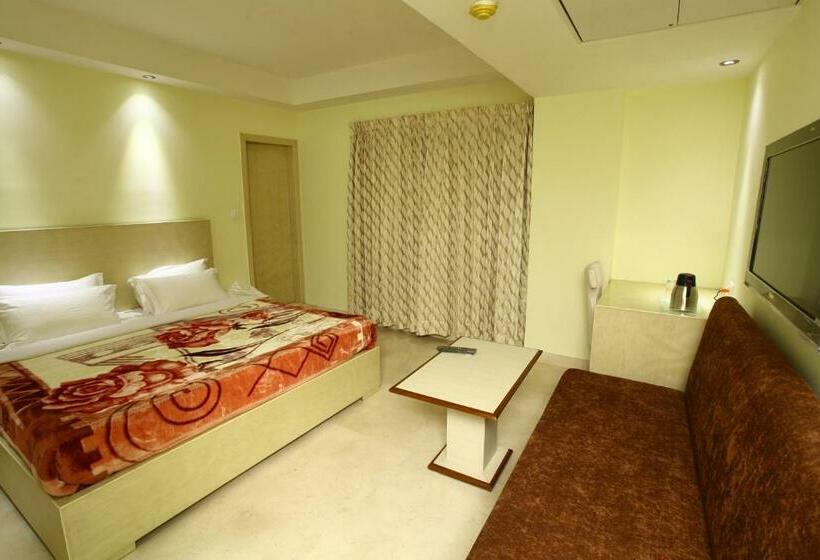 اتاق لوکس, Mayur