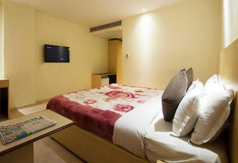 اتاق لوکس, Mayur