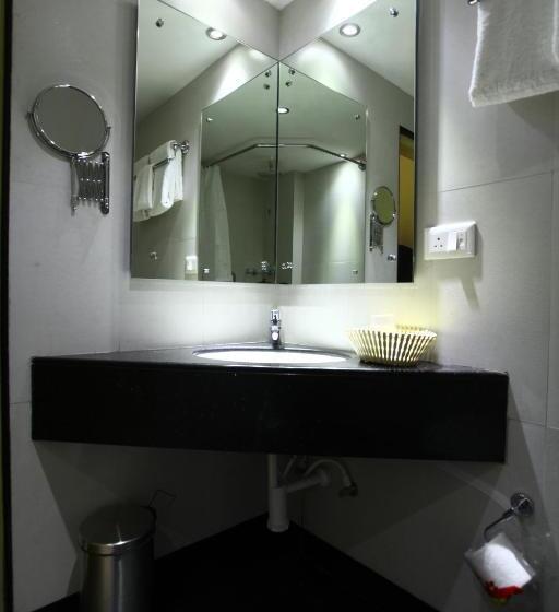 اتاق پرمیوم, Mayur