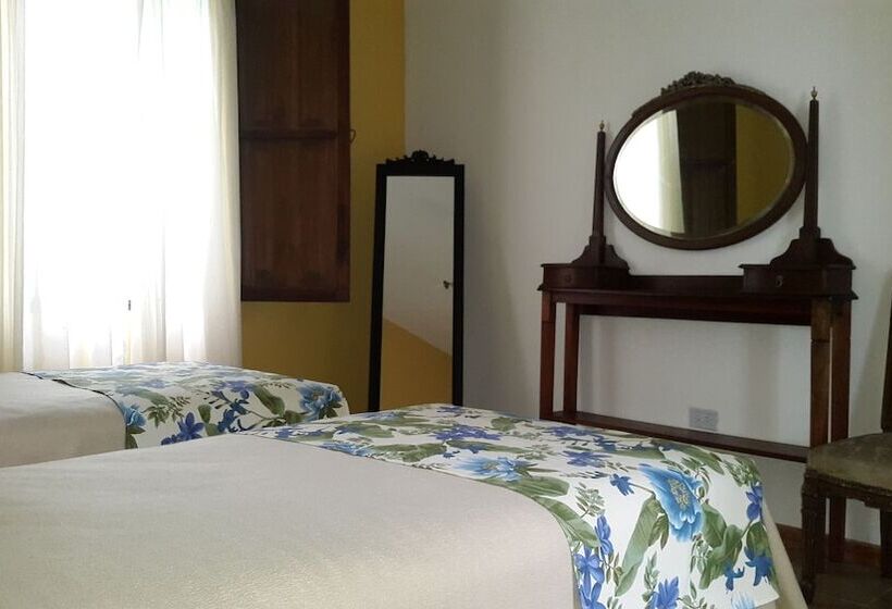 四人标准间, Posada Del Olivo