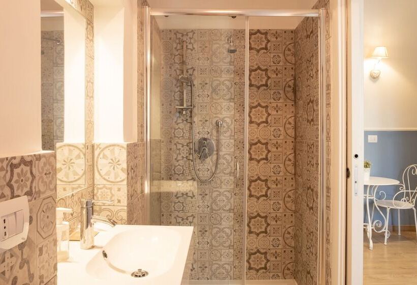 Superior Studio, Casa Del Cuore