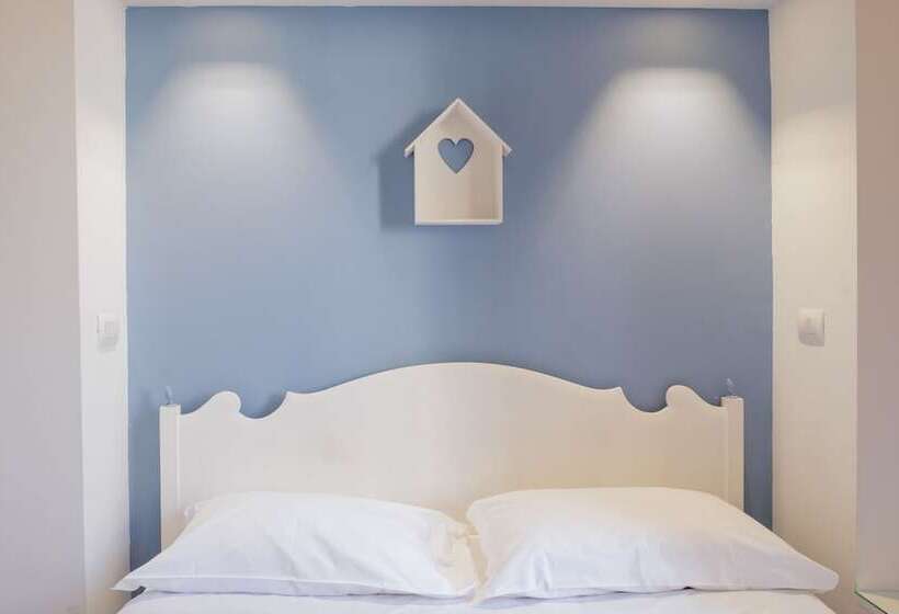 Superior Studio, Casa Del Cuore