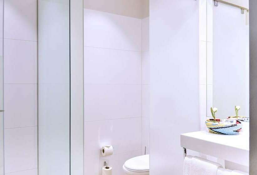 اتاق پنت هاوس, The Editory House Ribeira Porto