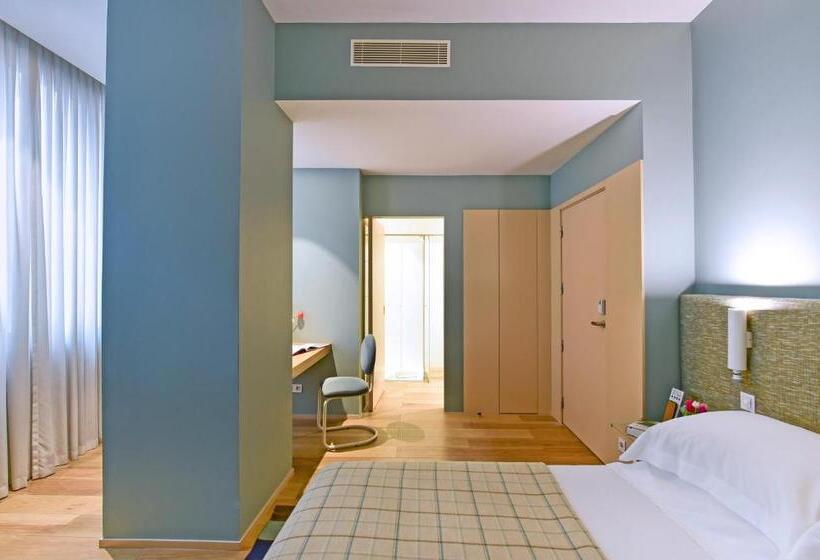 اتاق پرمیوم, The Editory House Ribeira Porto