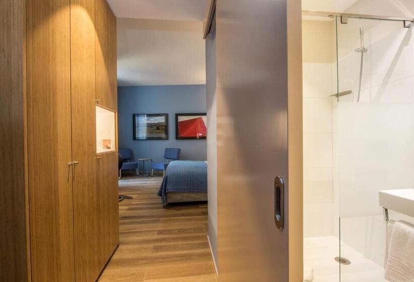 اتاق استاندارد سه نفره, The Editory House Ribeira Porto