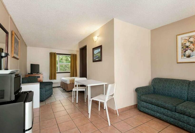 Номер Стандарт, Thriftlodge Edmonton