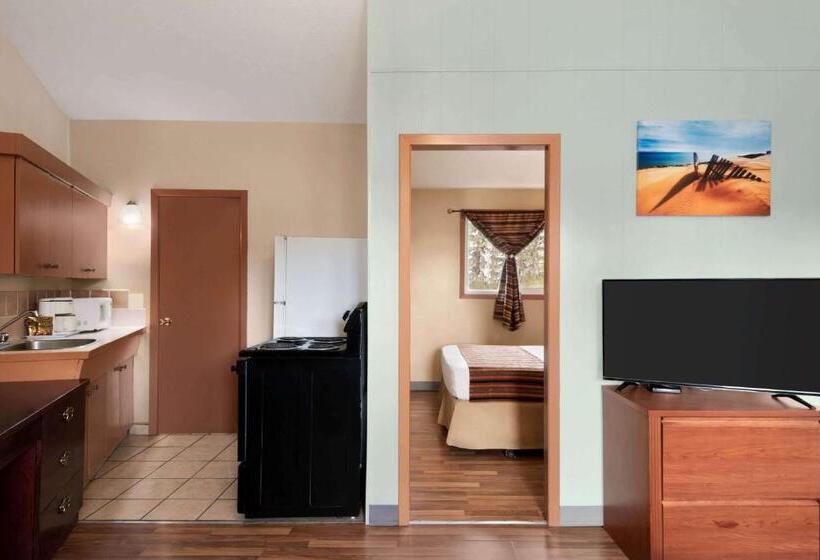 Студия Стандарт, Thriftlodge Edmonton