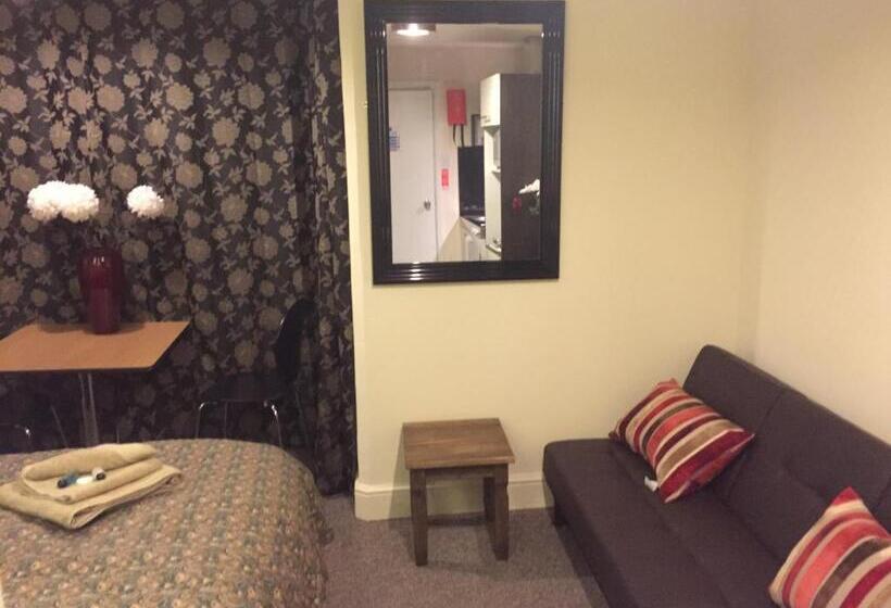 スタンダードスタジオ, Riverside