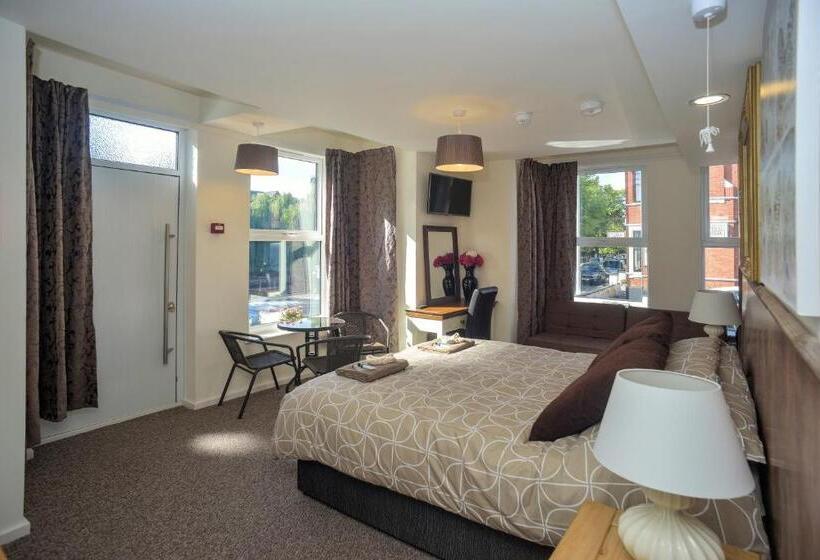 スタンダードスタジオ, Riverside