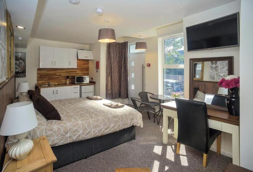 スタンダードスタジオ, Riverside