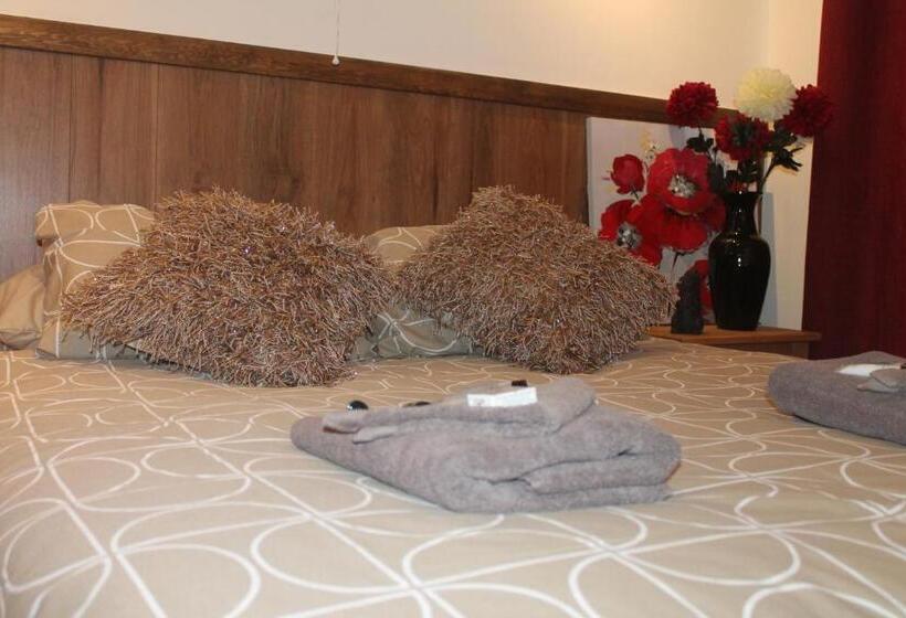 スーペリアールーム, Riverside