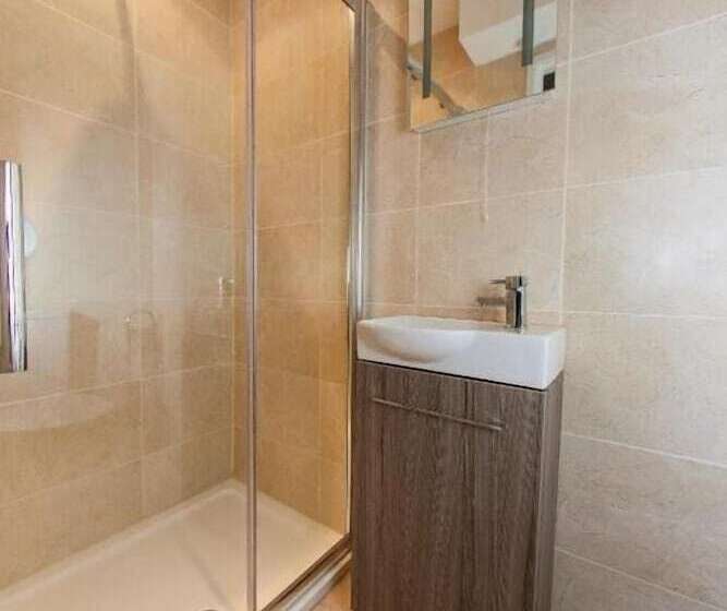 スーペリアールーム, Riverside