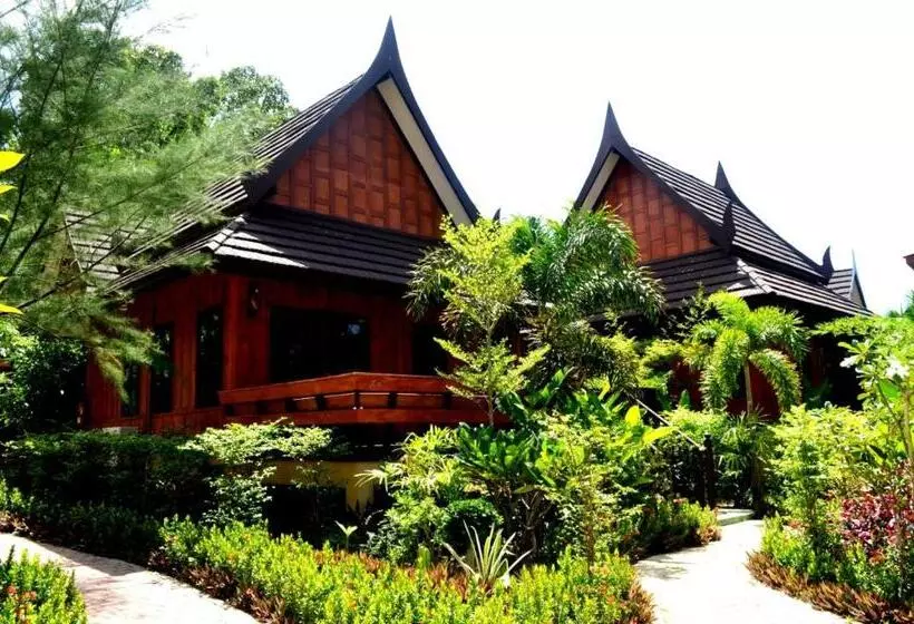 キングサイズベッドのスタンダードルーム, Paradise Pearl Bungalows