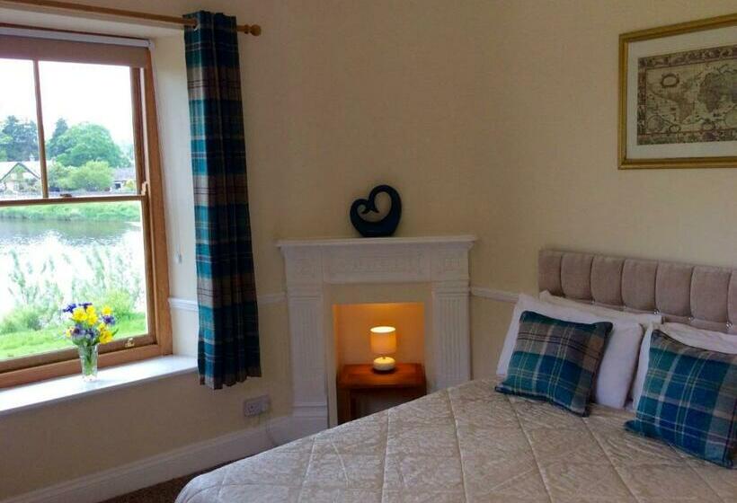 Номер Стандарт Вид на Сад, Aberllynfi Riverside Guest House